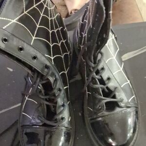 Black Spider Web Womans Shoes Size 9